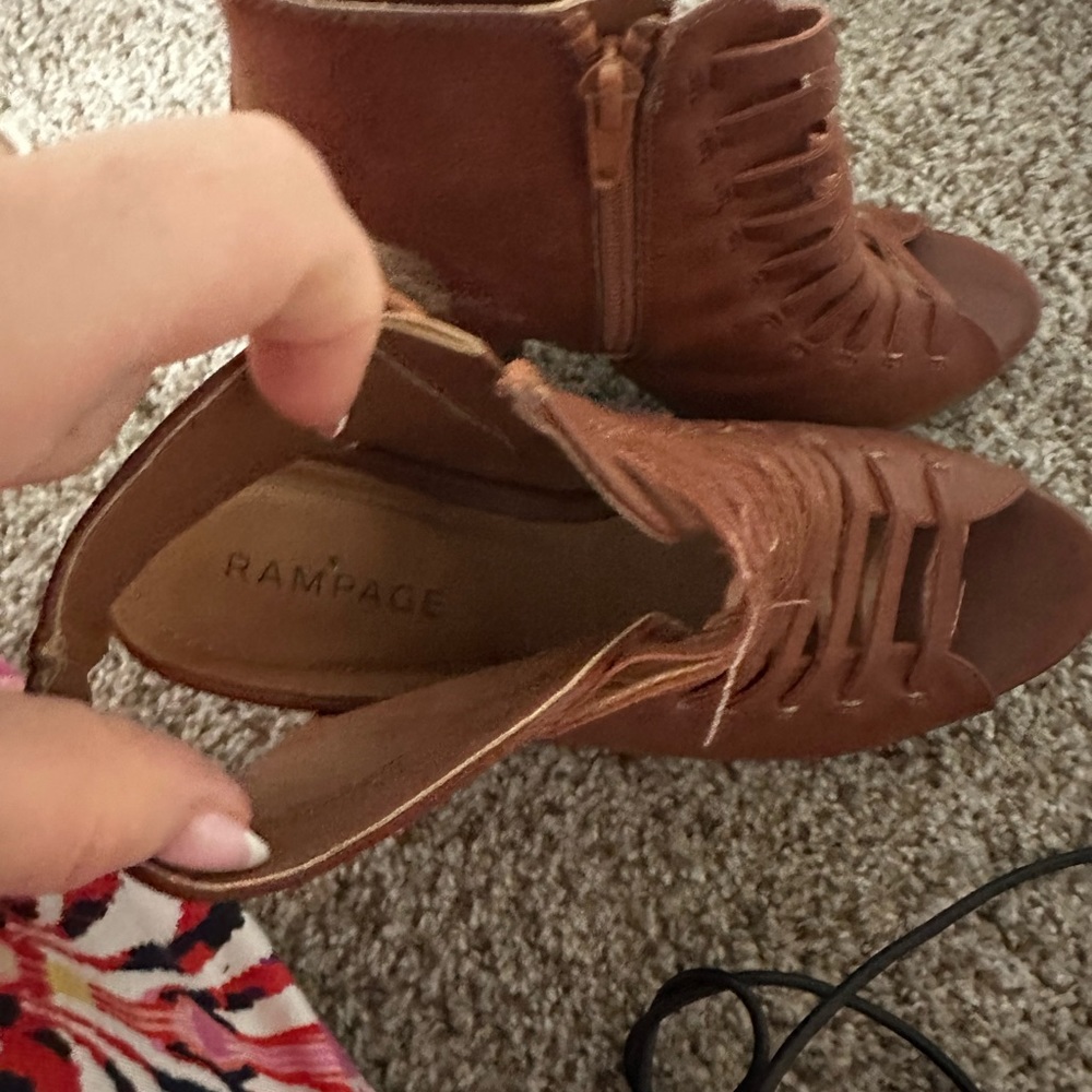 Booties - Picture 4 of 4